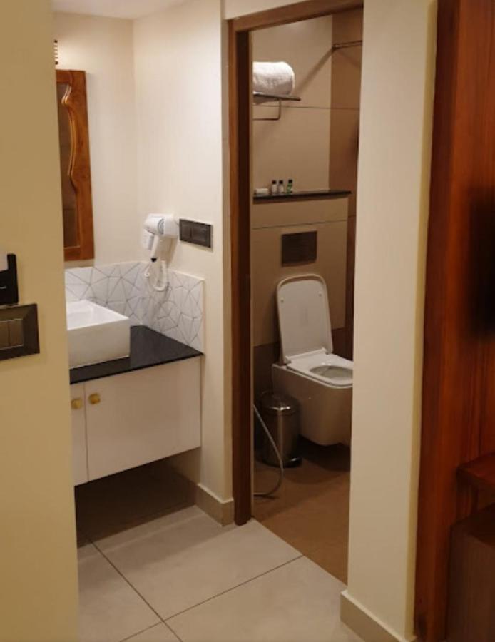 Casa Orchid Hotel Alappuzha Luaran gambar
