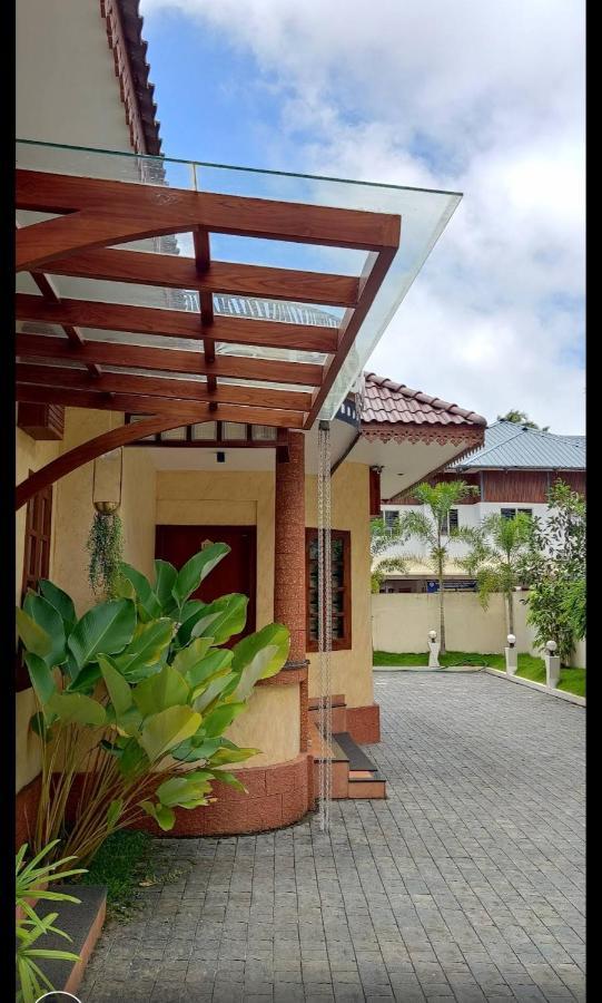 Casa Orchid Hotel Alappuzha Luaran gambar