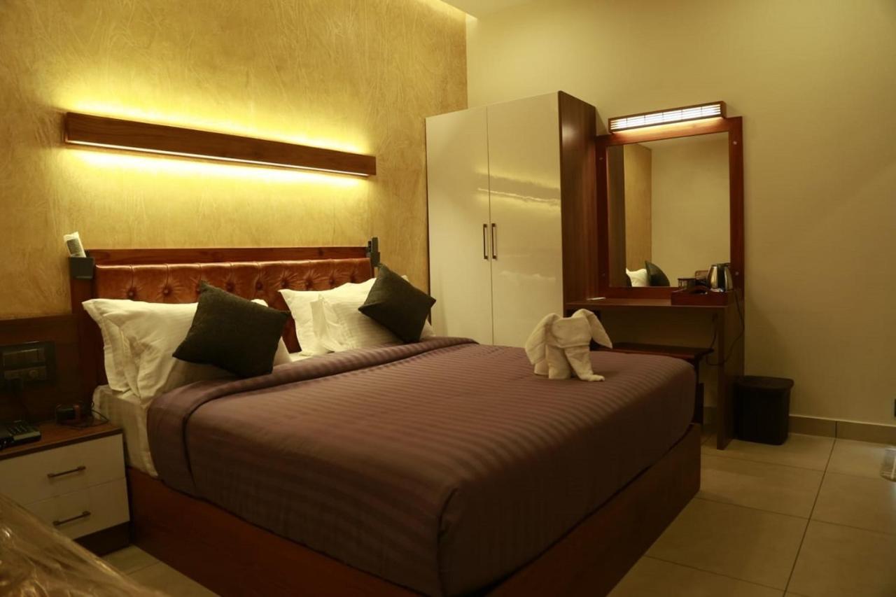 Casa Orchid Hotel Alappuzha Luaran gambar